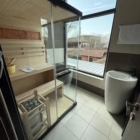 Apostolovic Bed & Breakfast