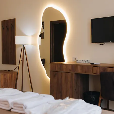 Apostolovic Bed & Breakfast