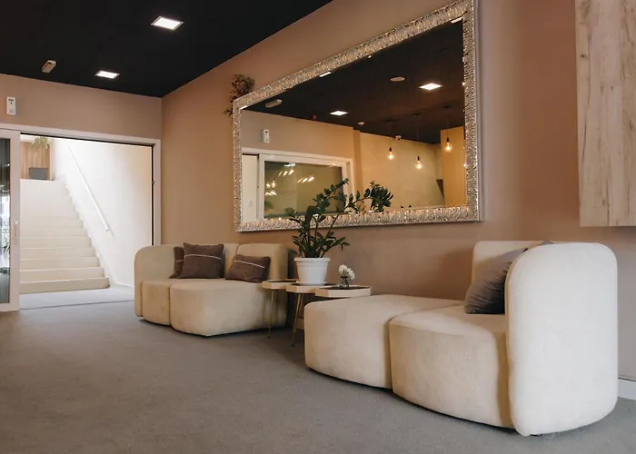 Apostolovic 4* 레스코바츠